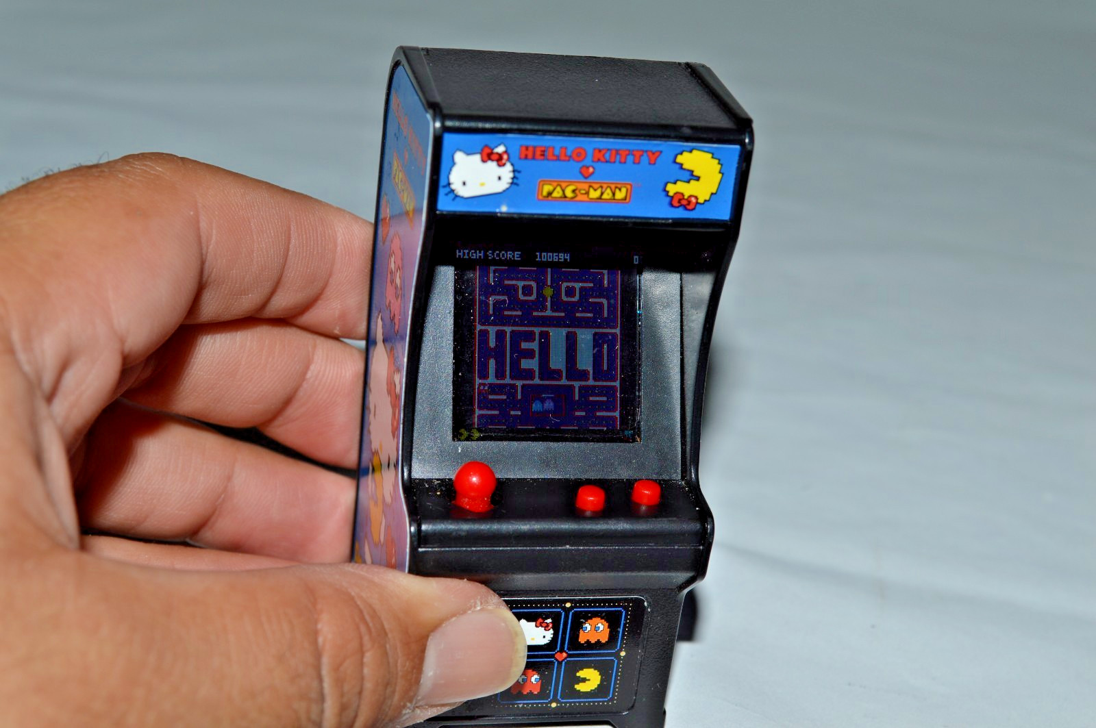 Super Impulse Tiny Arcade Hello Kitty x Pac Man Keychain *RARE - WORKS!*