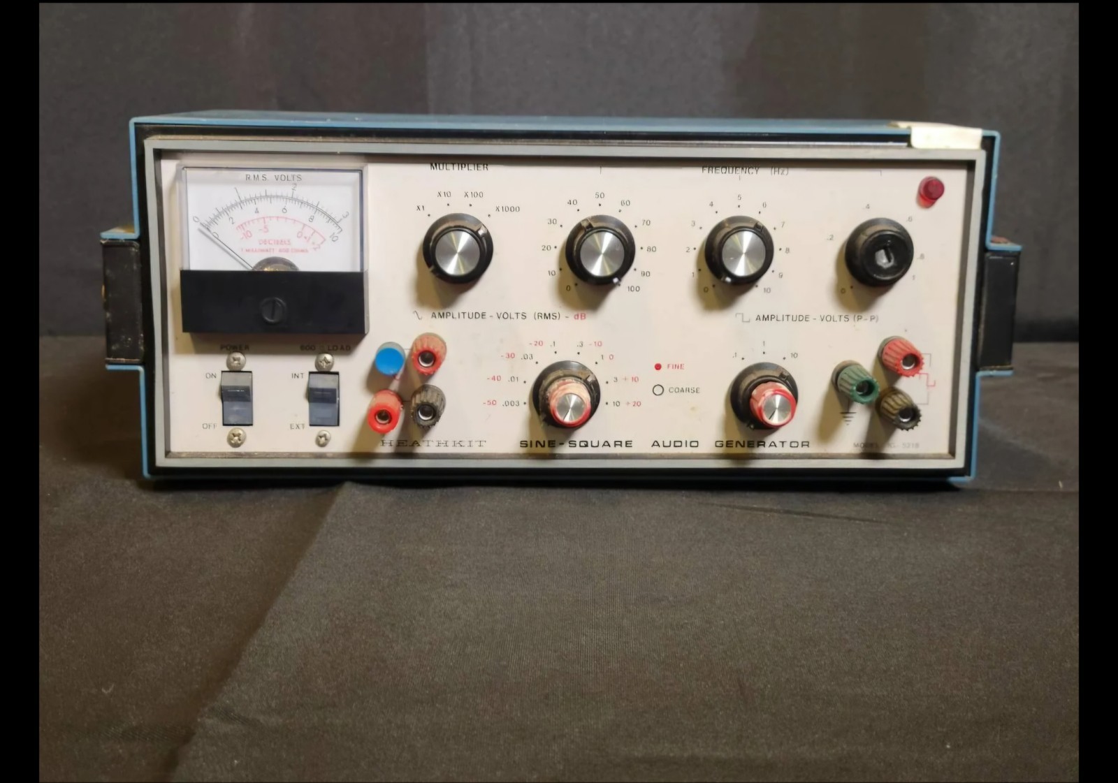 Heathkit IG-5218 | Sine/Square Audio Generator | Test & Measurement Equipment
