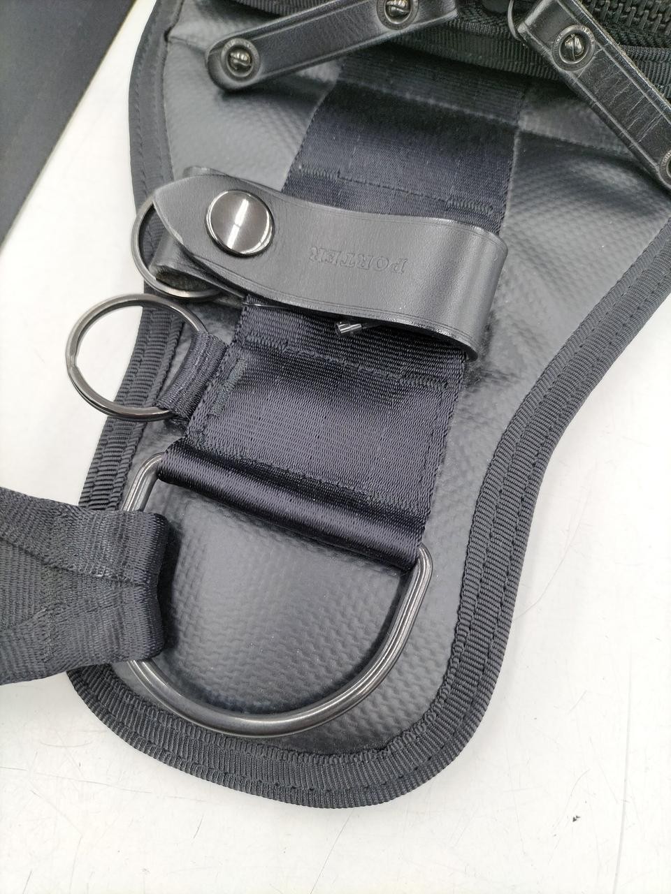 Porter Blk One Shoulder