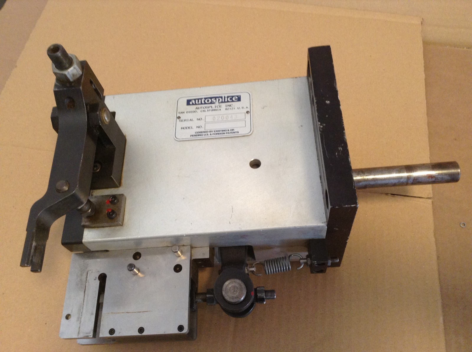 Autosplice Inc. Terminal Head