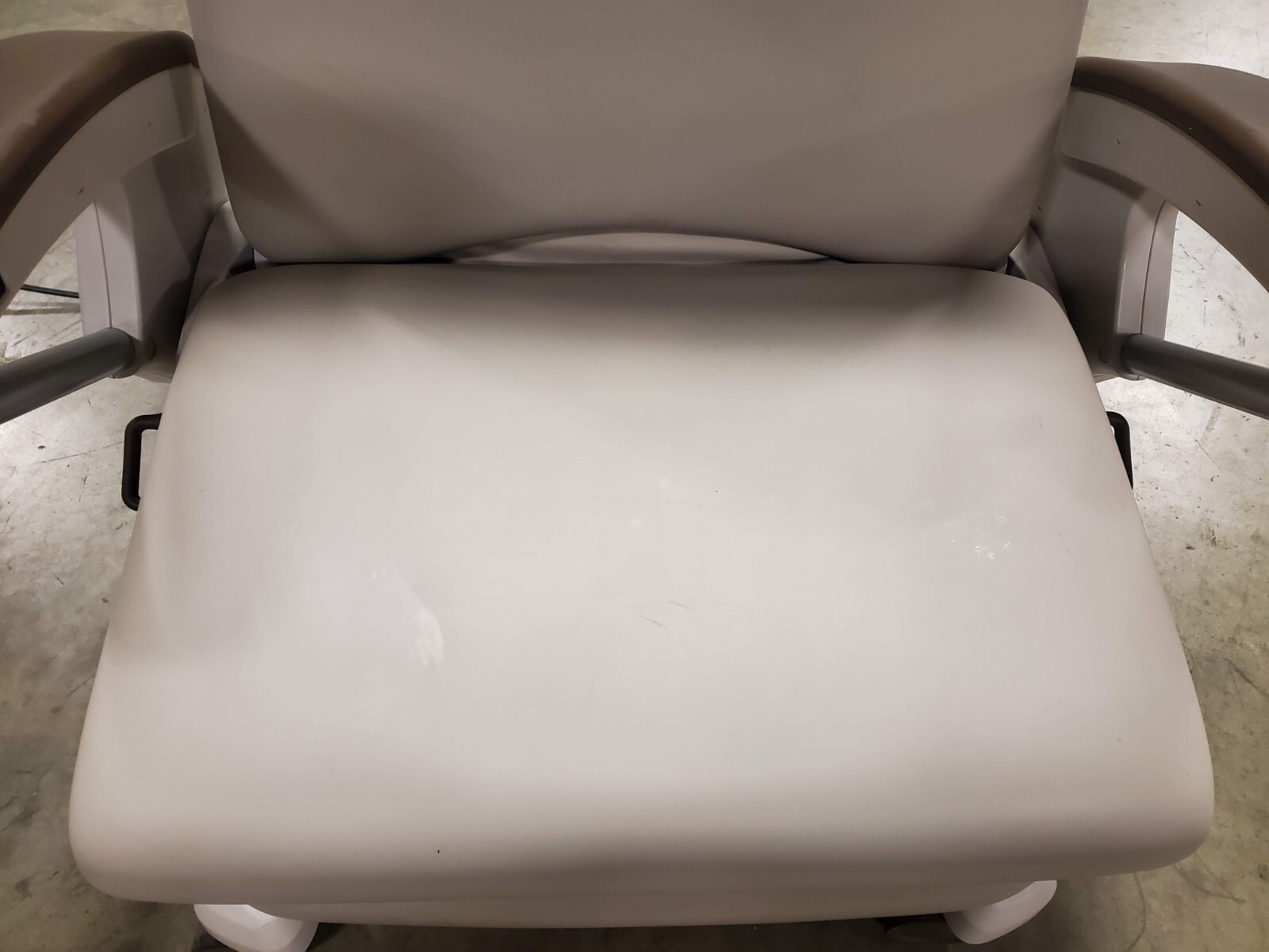Stryker TruRize 3333 Clinical Chair