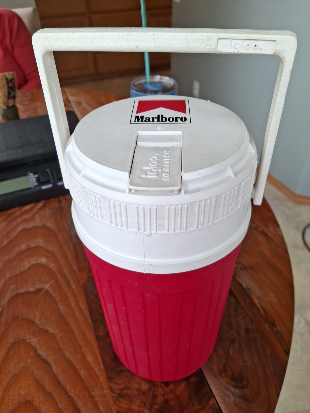 Vintage Igloo 1/2 Gallon Water Jug Marlboro. Red/White.