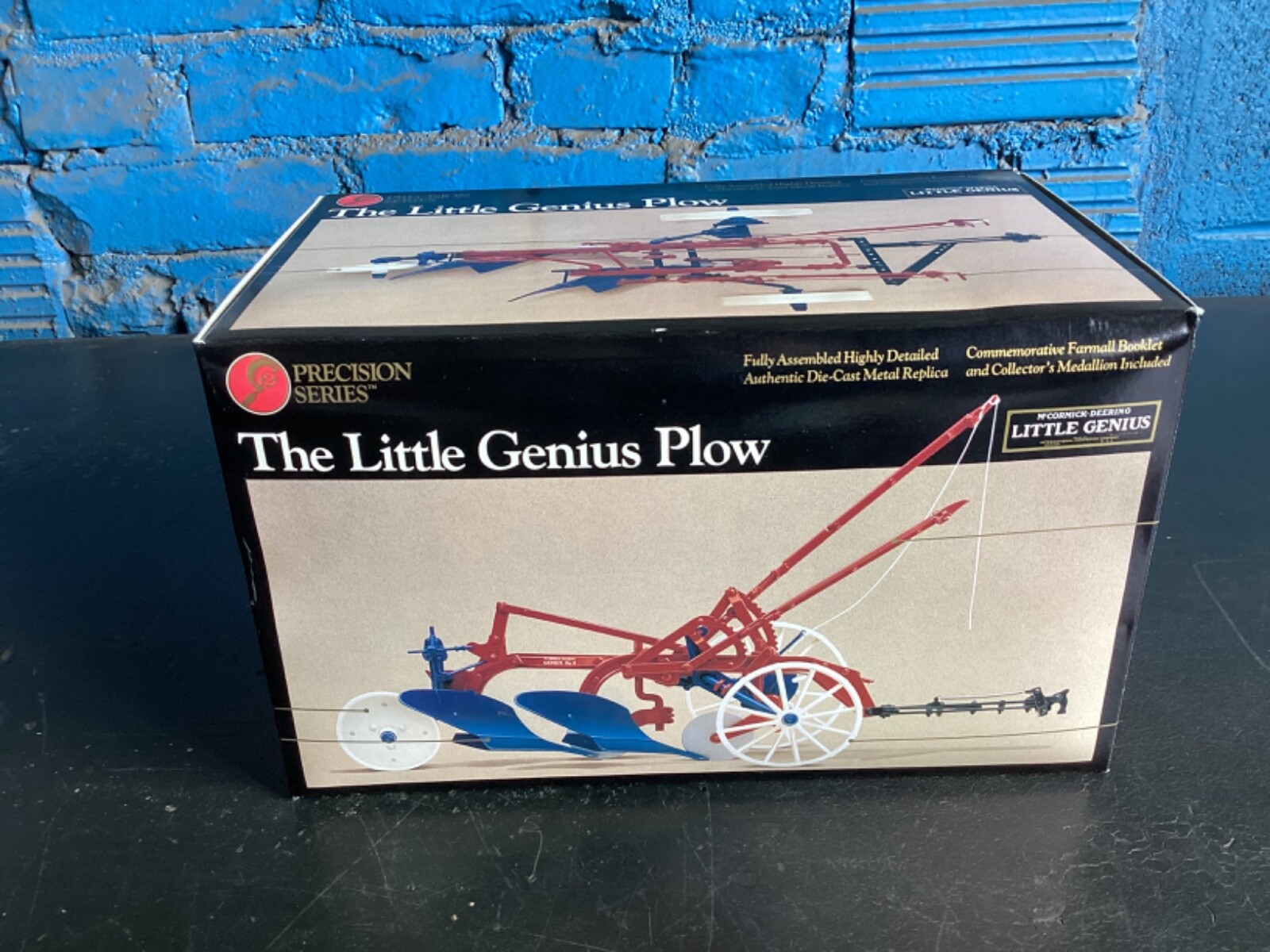NIB 1/16 IH MCCORMICK DEERING LITTLE GENIUS 2 BOTTOM PLOW ERTL PRECISION SER. #2