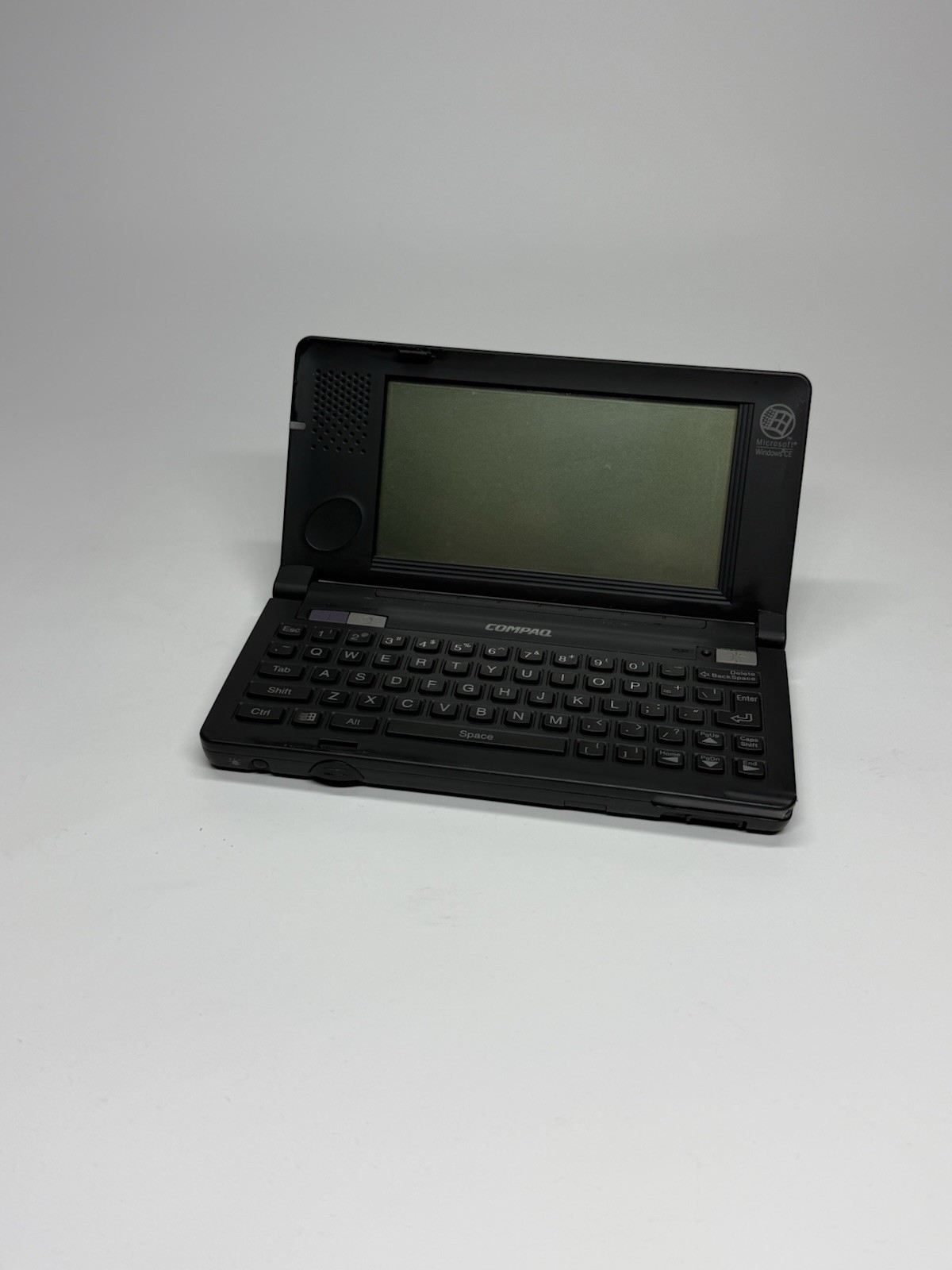 Vintage Compaq C120++ Windows CE Handheld PC PDA 266502-002 For Parts Palmtop