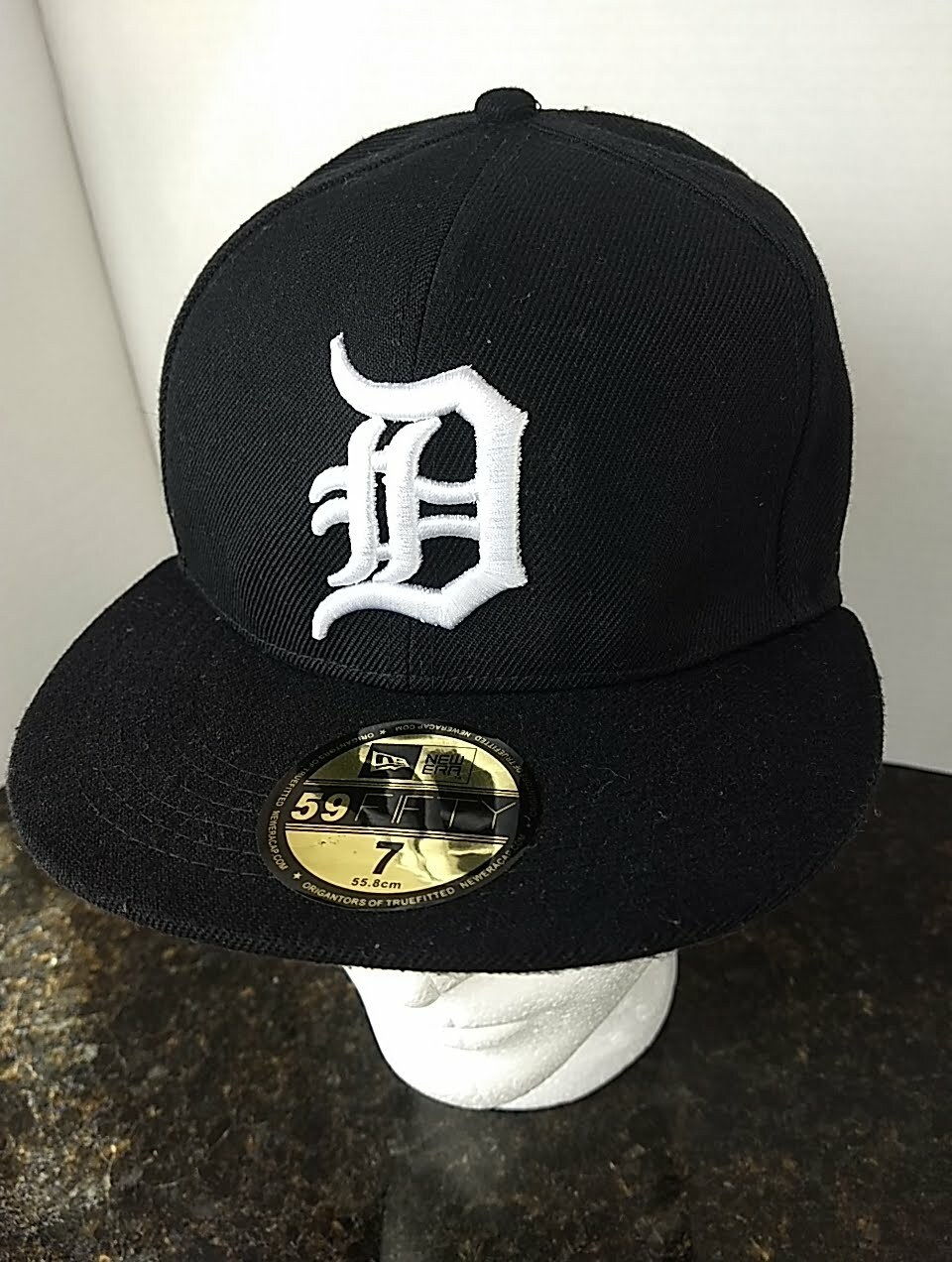 New Era 59 fifty Detroit Tigers fitted hat Sz 7 Black NWOT Genuine MLB