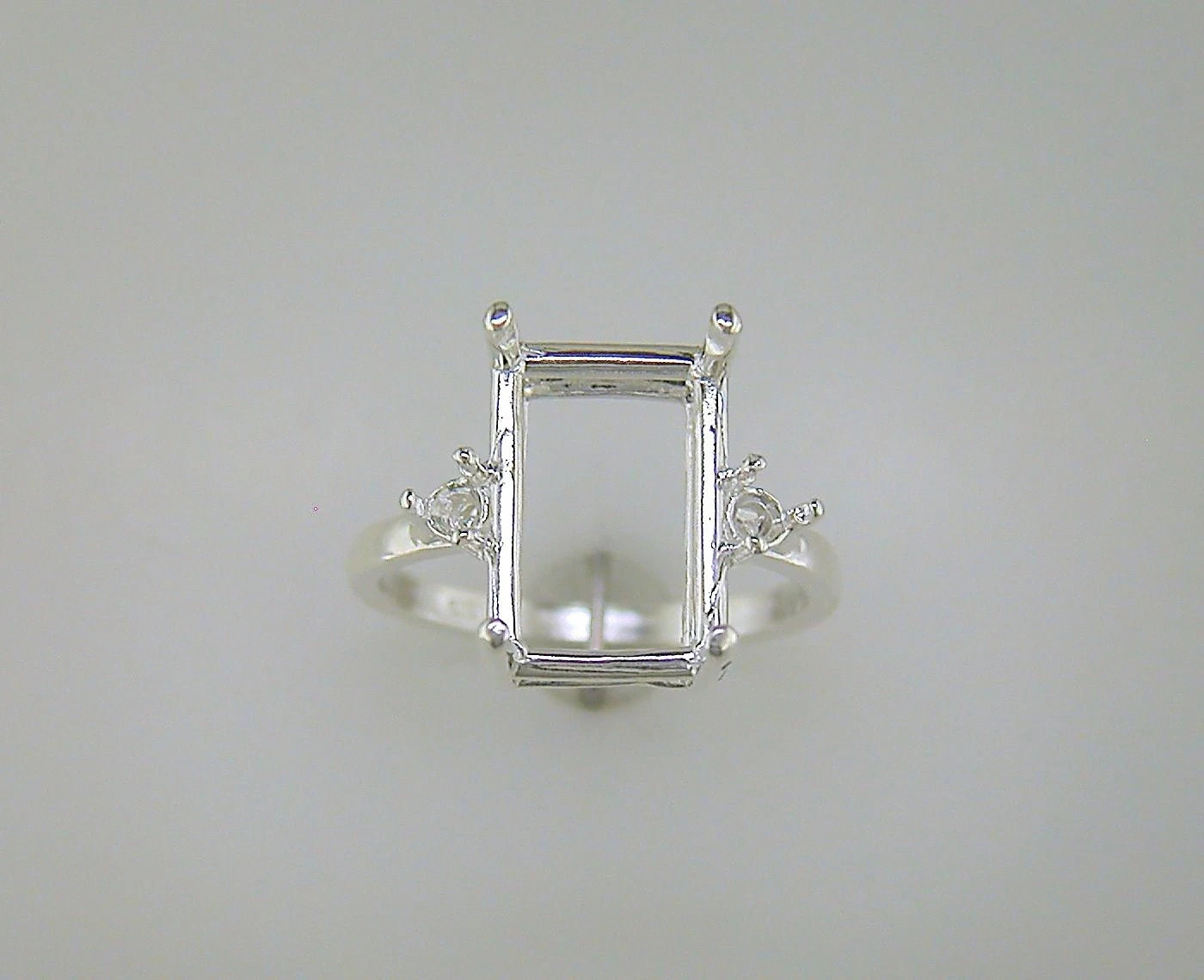 925 Sterling Silver Emerald Cut Semi Mount Ring-Blank for precious Stone Setting