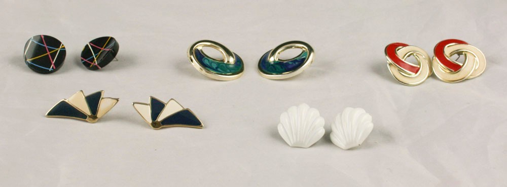 Vintage Lot 10 Pieces Pierced Earrings Gold Tone & Color Repair Reuse Retro Used
