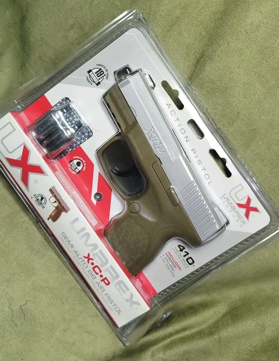 New Sealed Umarex XCP Airgun Pistol BB Kit, 2 CO2 Cartridges and 250 BBs