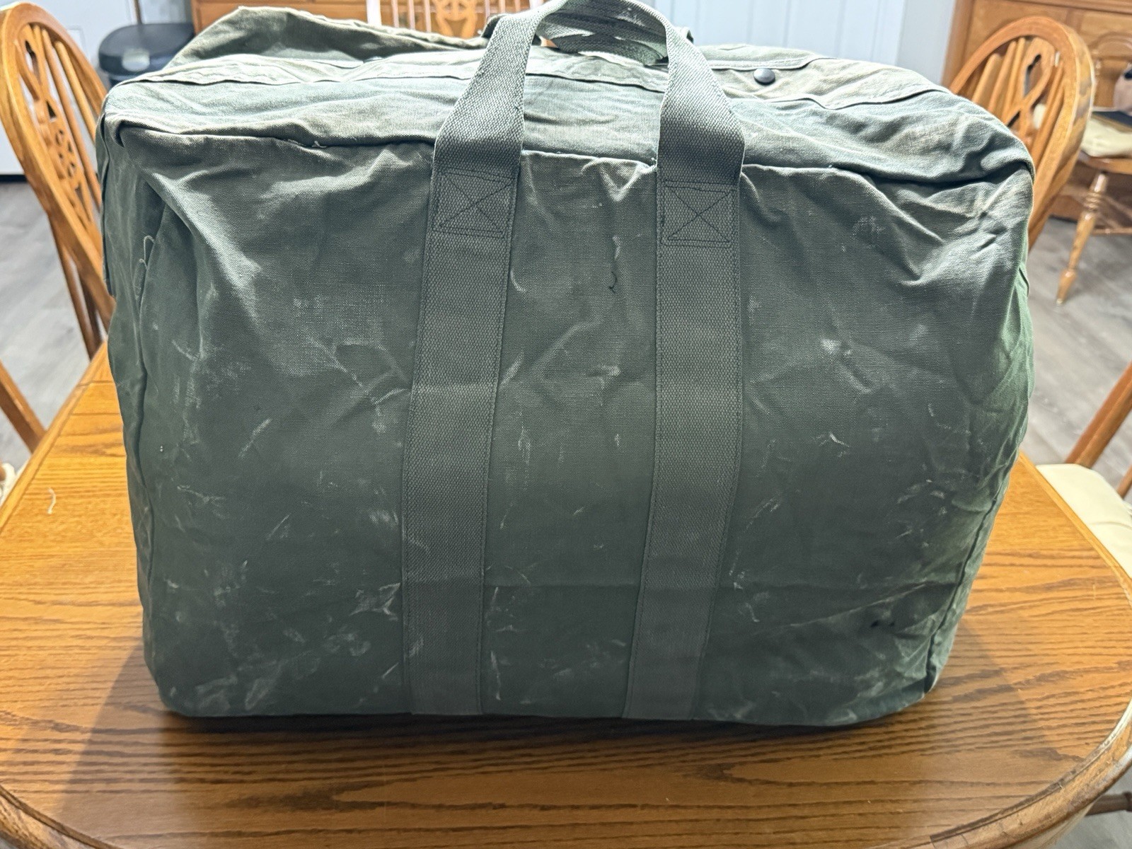 USAF Military Issue  A-3 Flyer's Bag Pilots Flight Duffel OD Green Nylon, WEAR