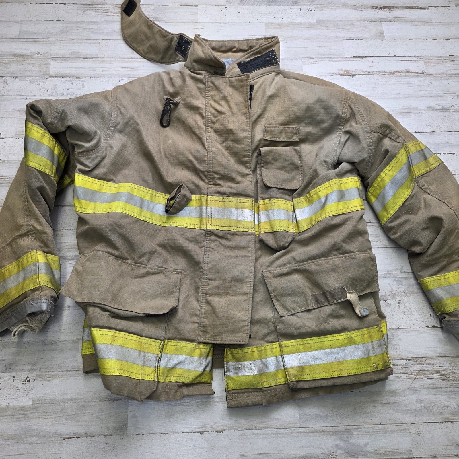 Lakeland Fire Fireman's Structural Coat and Liner Size 48 Very Used - See pics