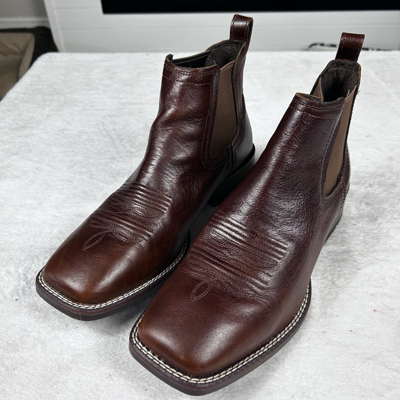 Ariat Booker Ultra Square Toe Western Boots Men's Size 11D Royal Brown Leather