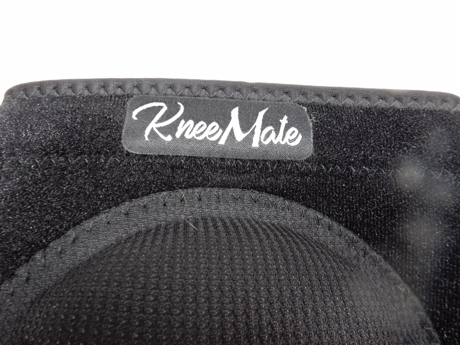 Knee Mate, Neoprene Knee Pads, Adjustable, Comfortable