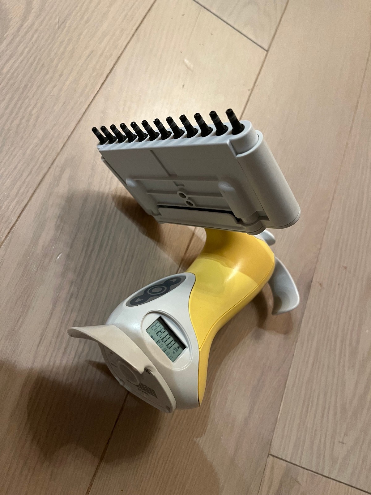 Vistalab Ovation  Pipette Pipettor  pipet variable  multichannel 12 0.5-20 ul