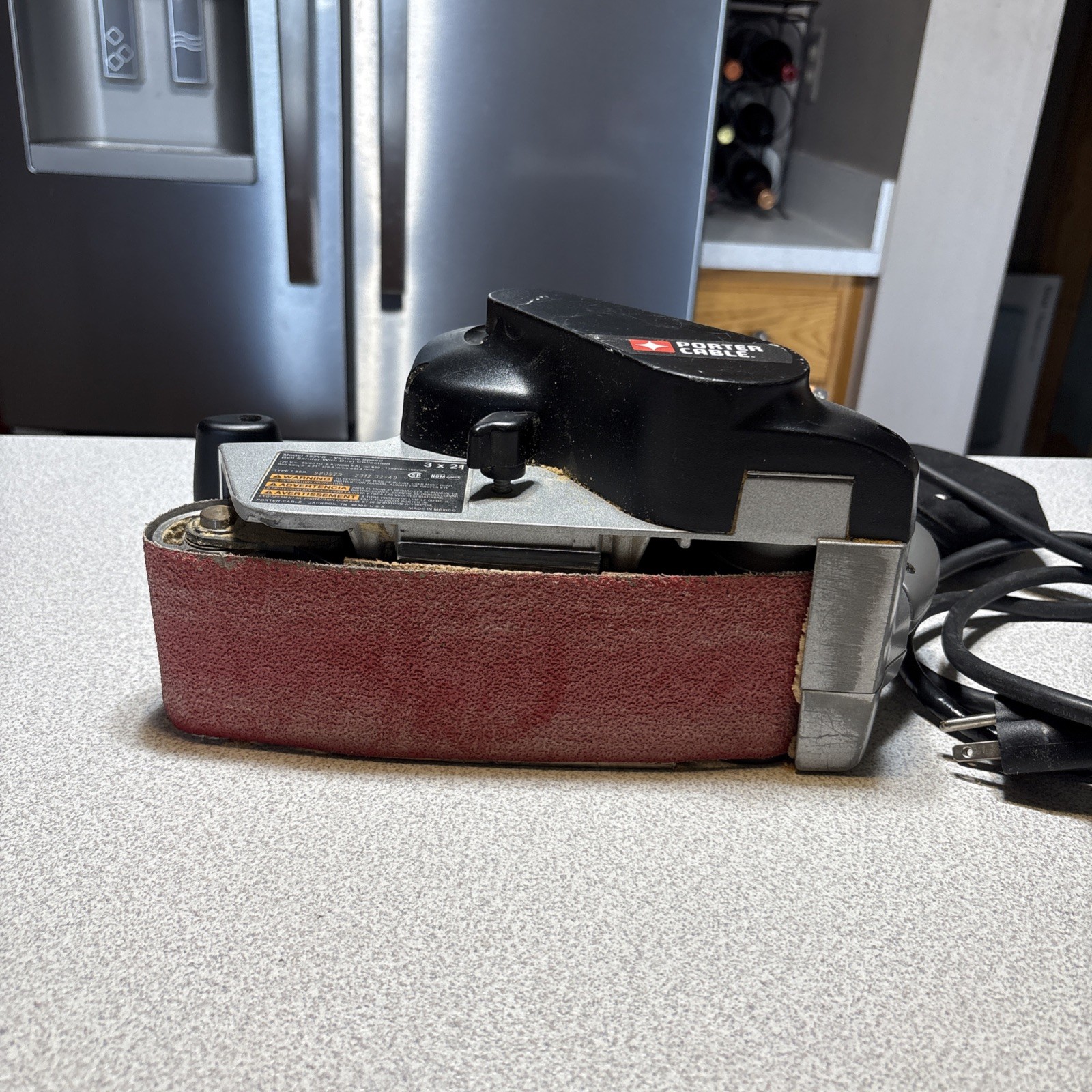 Porter Cable 352vs variable speed belt sander 3"x21" with bag