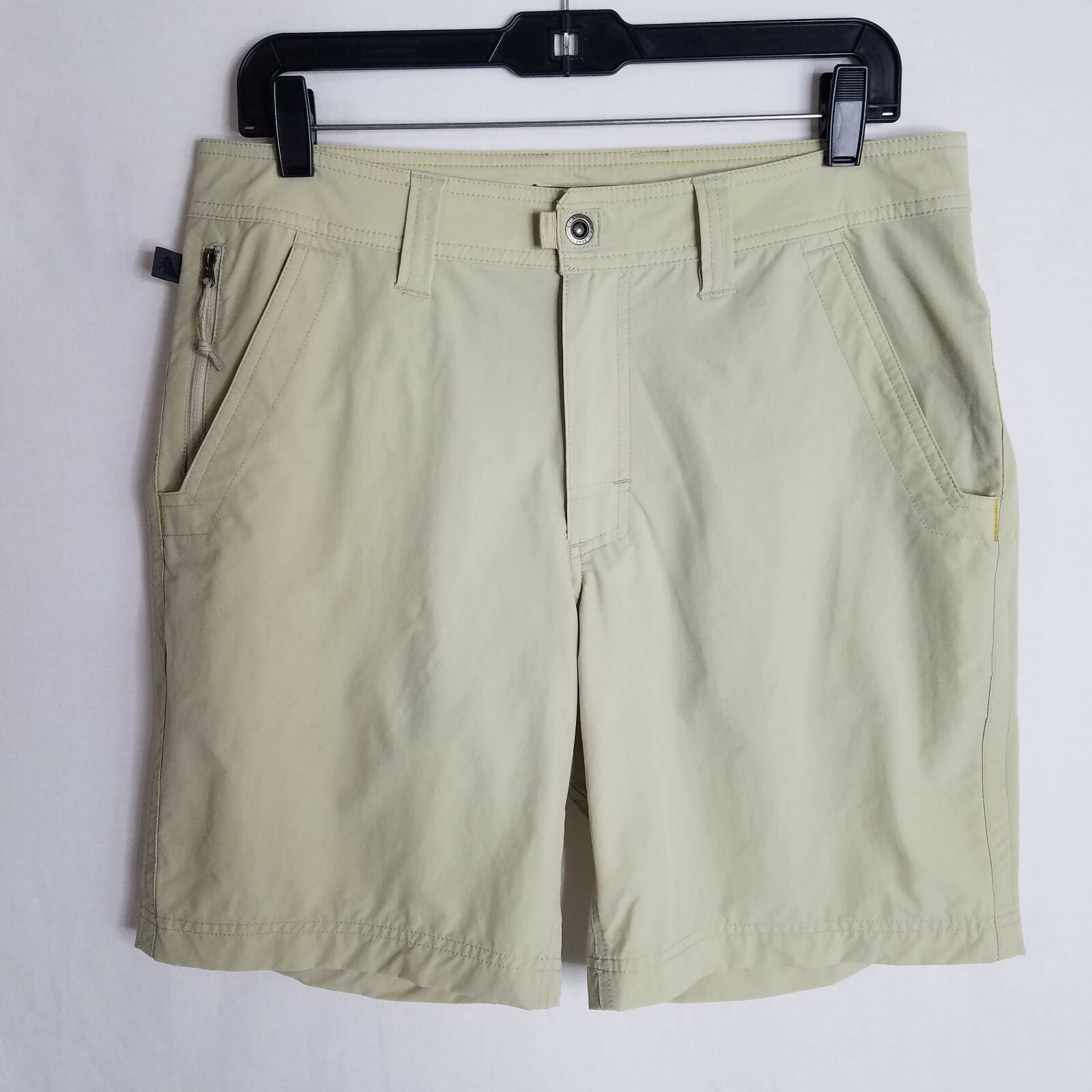 LL Bean Nylon Stretch Mens Hiking Shorts Zipper Pockets Size 32 TP412