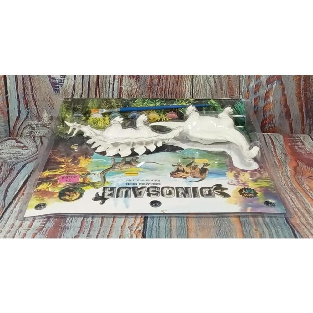 Dinosaur Simulation Model Educational Toys Painting Kit - BRAND NEW