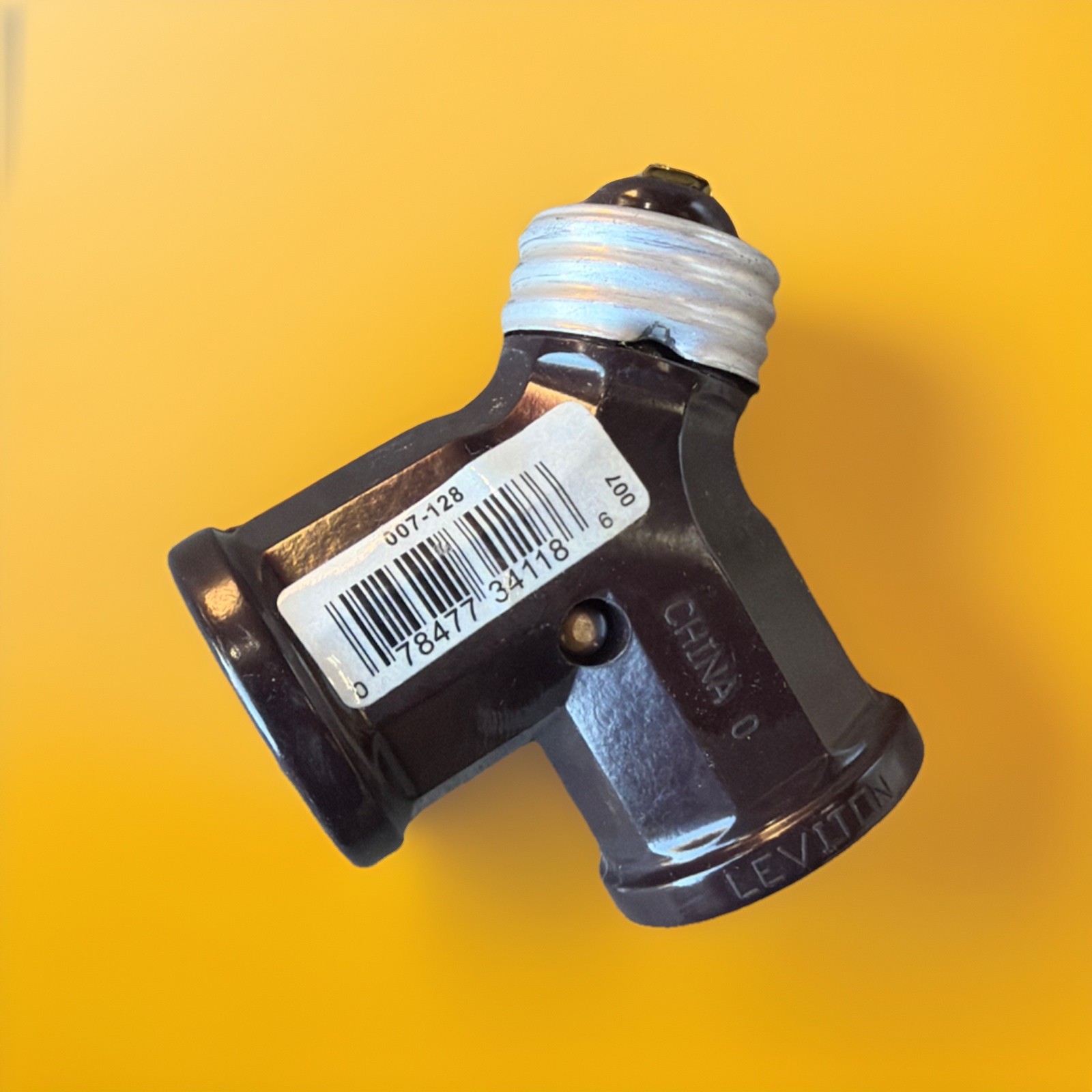 🔥2 Units ~ Leviton 007-128 Medium Base Lamp Holder Adapter Outlet Loose🔥