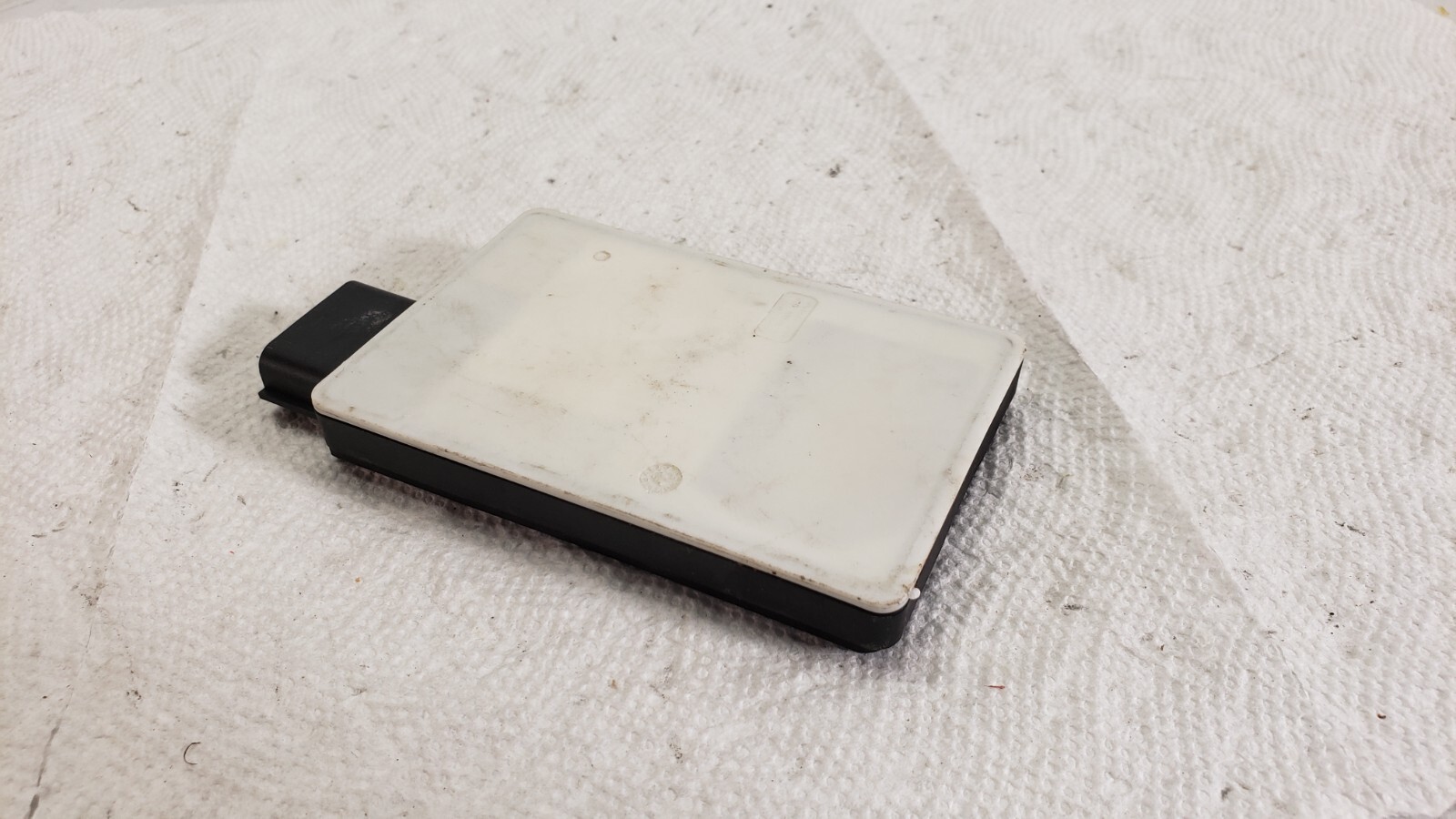 GM BLIND SPOT RADAR SENSOR 84096011 OEM 84096011