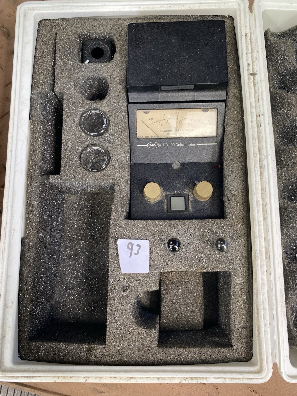 Hach DR100 Colorimeter Vintage