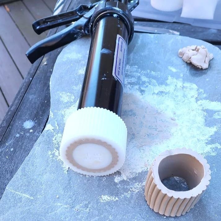 Scalloped Full-Bore Die for Handheld Extruder