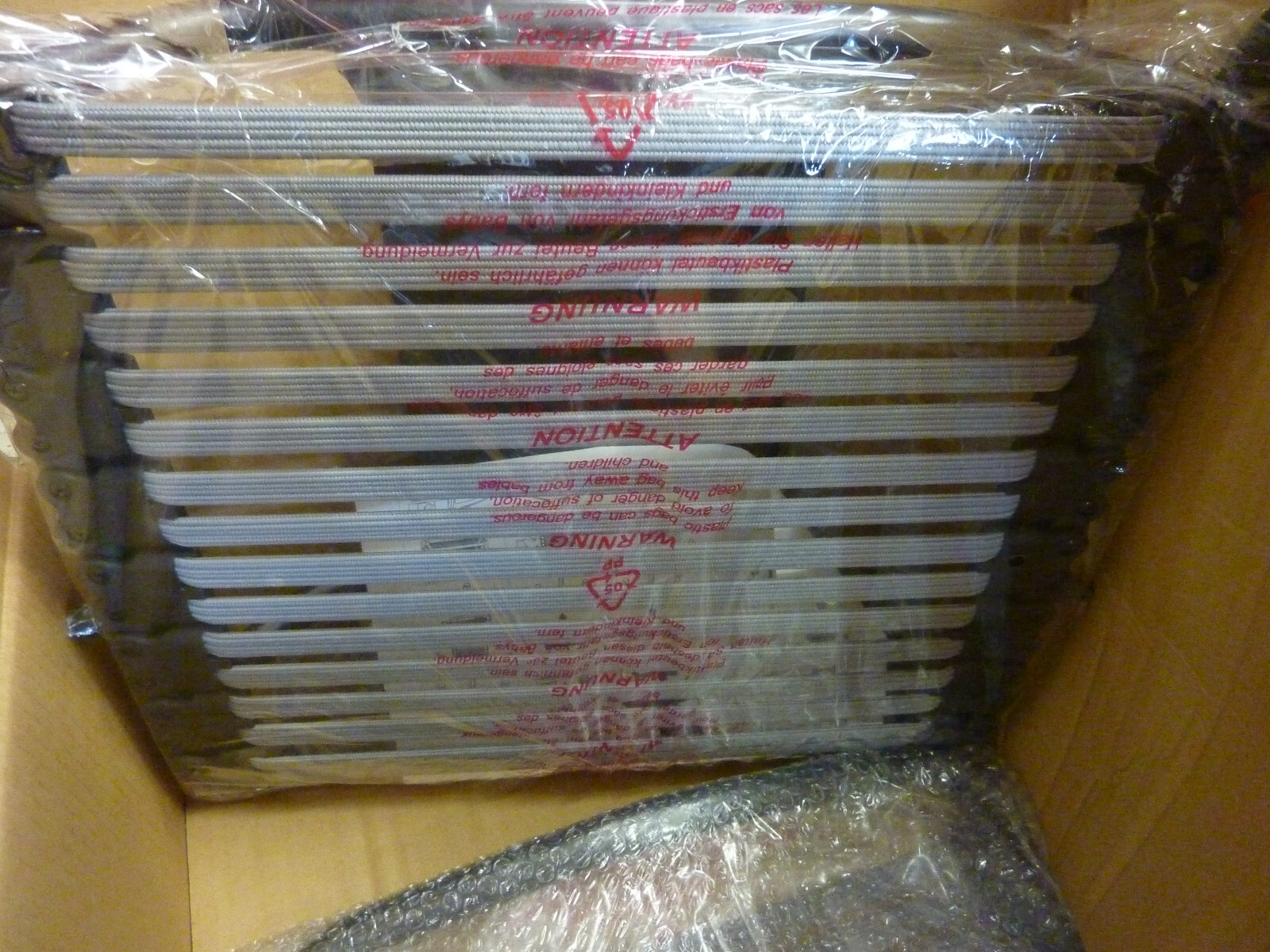 BUNGIE FLAT MID BACK OFFICE CHAIR ARMS SILVER GRAPHITE BLACK NEW IN BOX