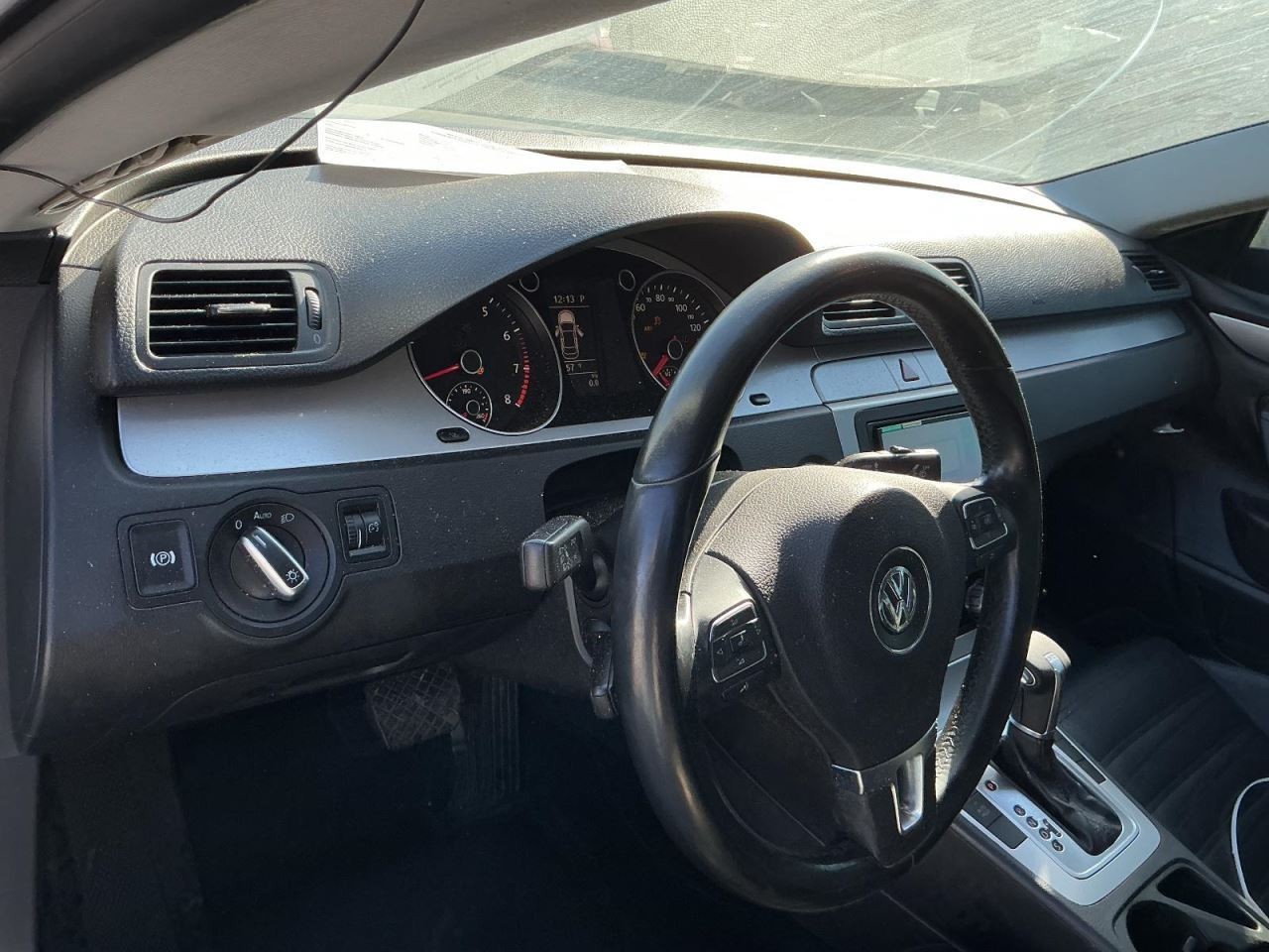 CC VOLKS 2011 Glove Box 5036081