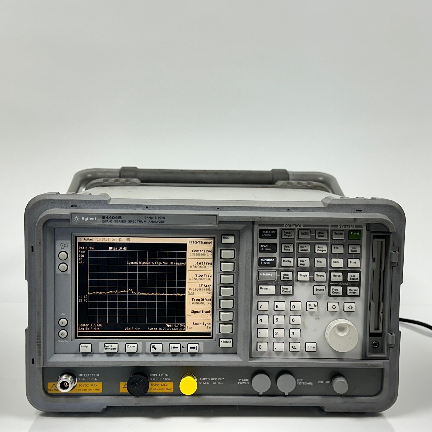 Agilent E4404B ESA-E Series Spectrum Analyzer Opt: 1D5, 1D6, 1DR, 1DS, 225, STG
