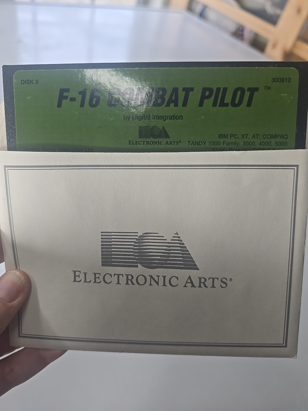 F/16 Combat Pilot PC game Electronic Arts Genuine Vintage PC Software Disks Only