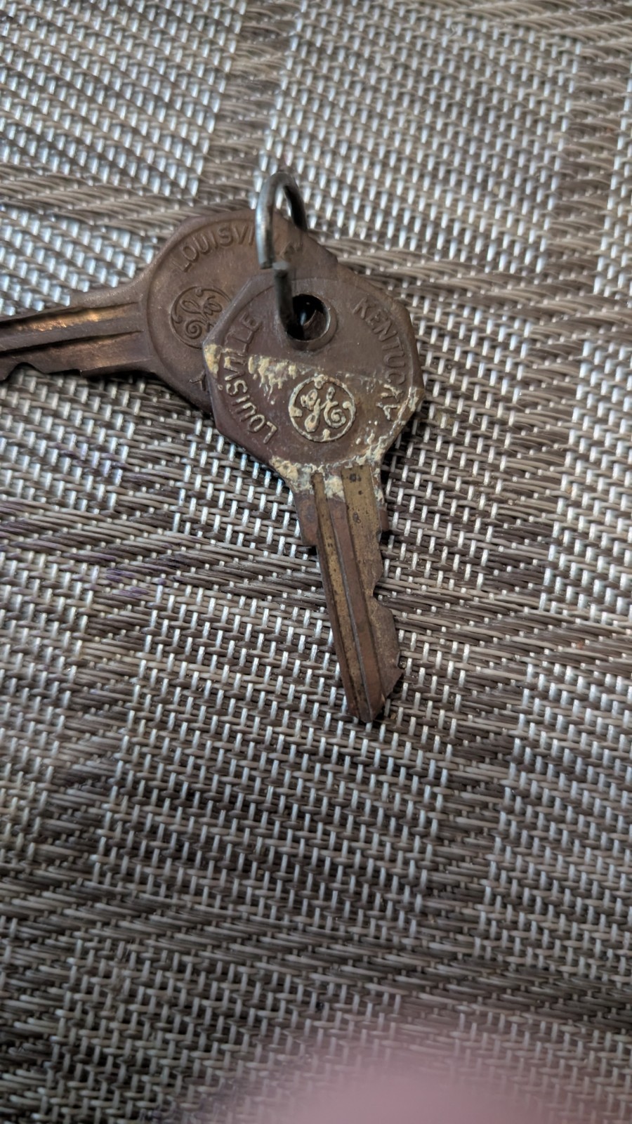 Lot Of 2 GE Keys 06258 7
