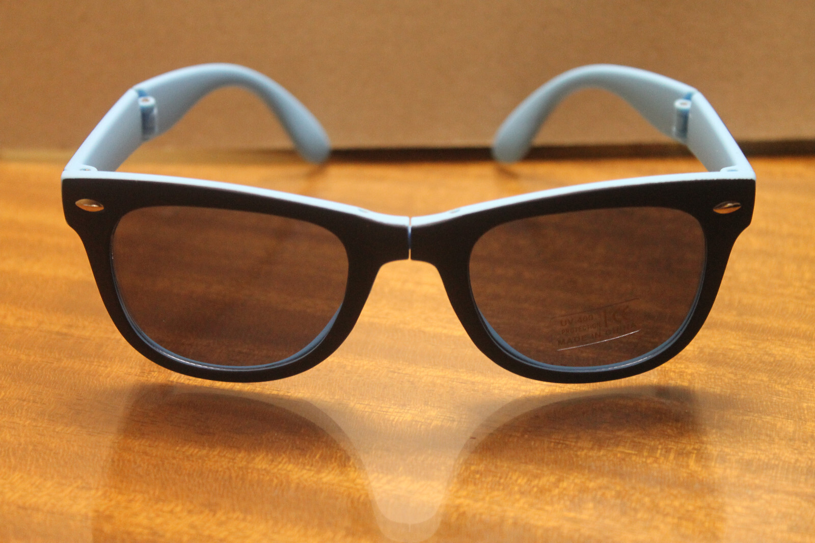 163 / TAMPA BAY RAYS KIDS ADJUSTABLE SUNGLASSES(NIB)