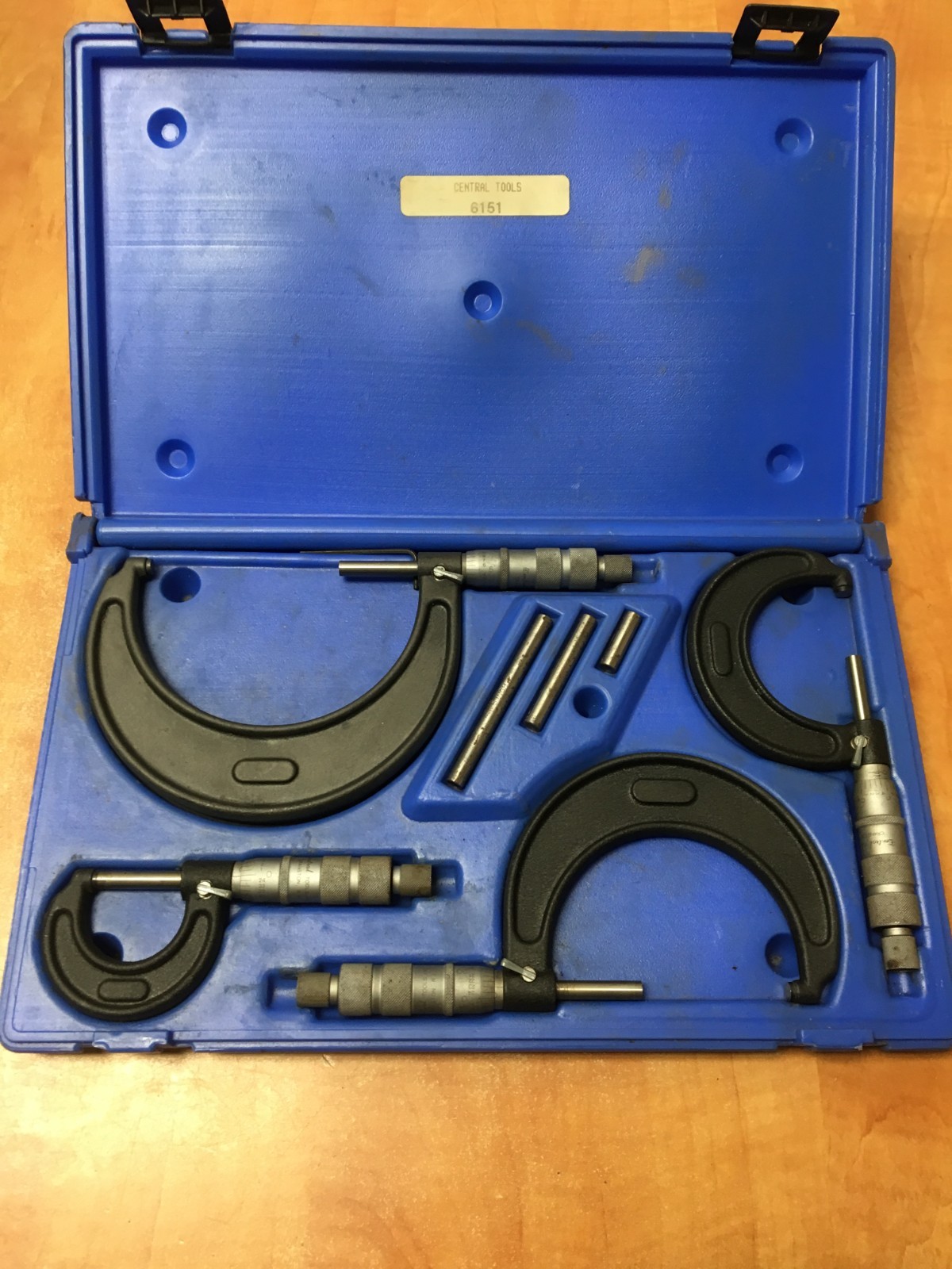 Central Tools 6151 0-4" Micrometer Set w/ Case SET OF 4 PIECES
