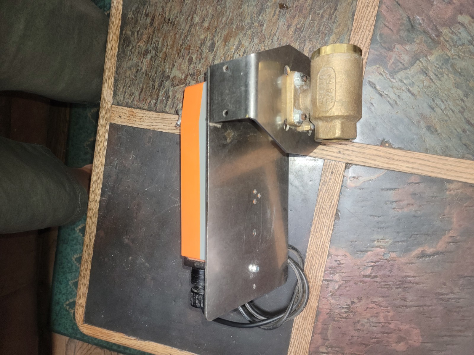 BELIMO NFB24-X1 spring return actuator with 3/4 inch Apollo valve