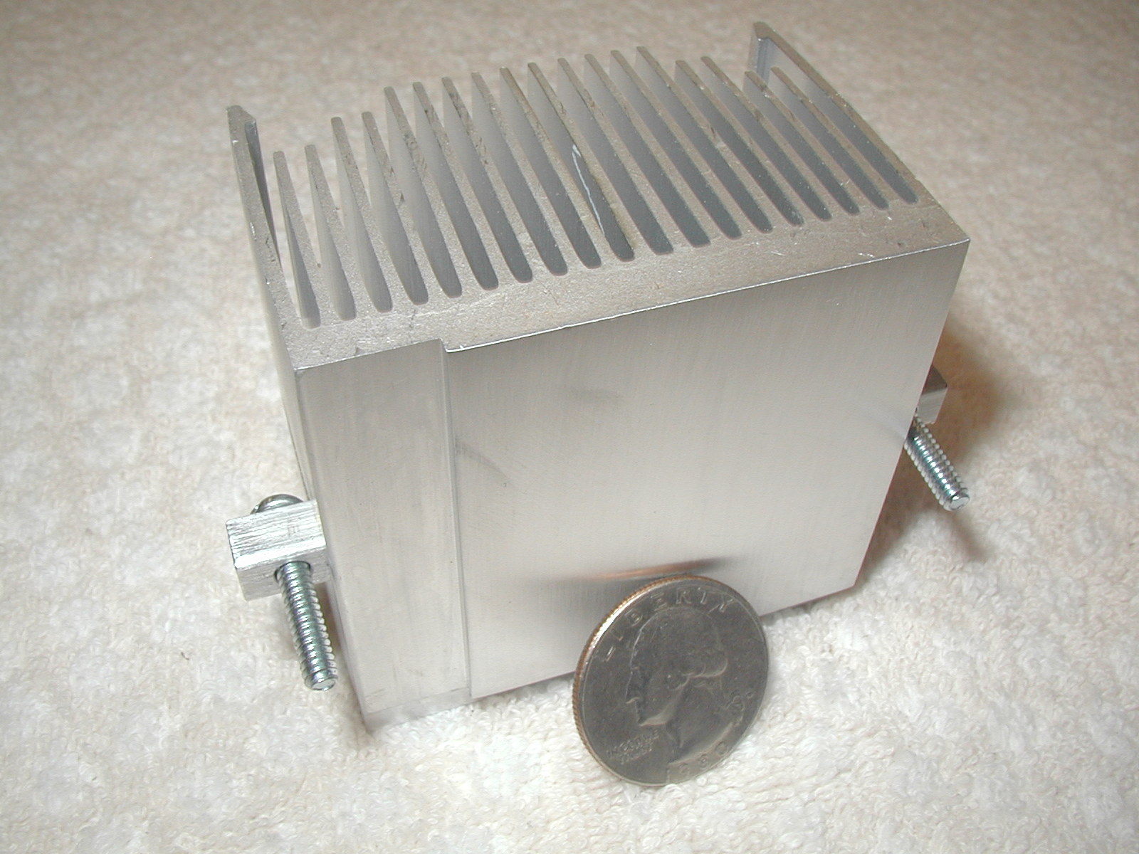 CPU Heatsink with 12 Volt Fan