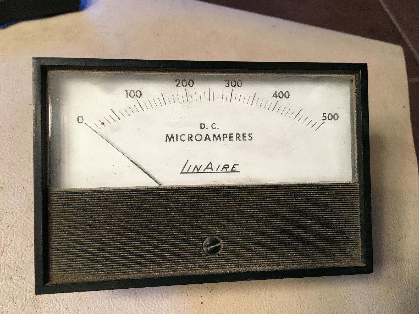LinAire DC Microamperes Meter 0-500,