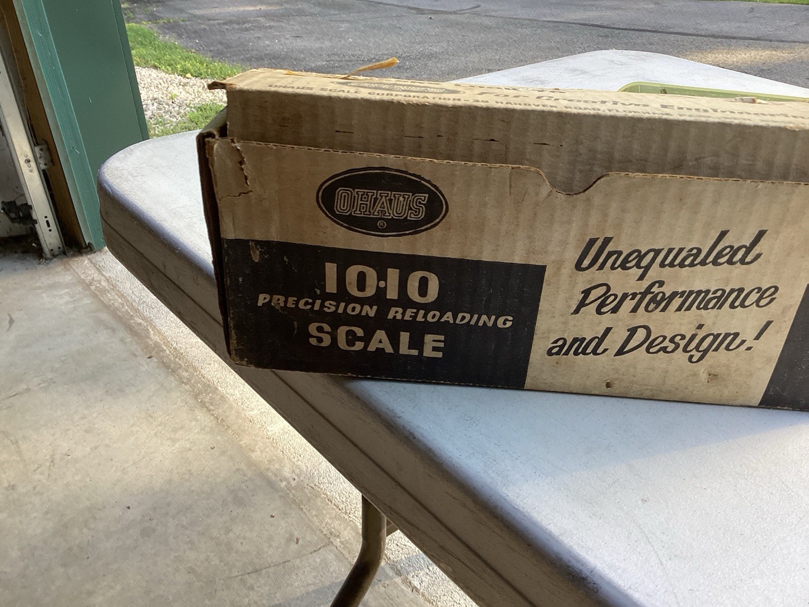 OHAUS 10:10 Precision Reloading Beam Scale in Original Box
