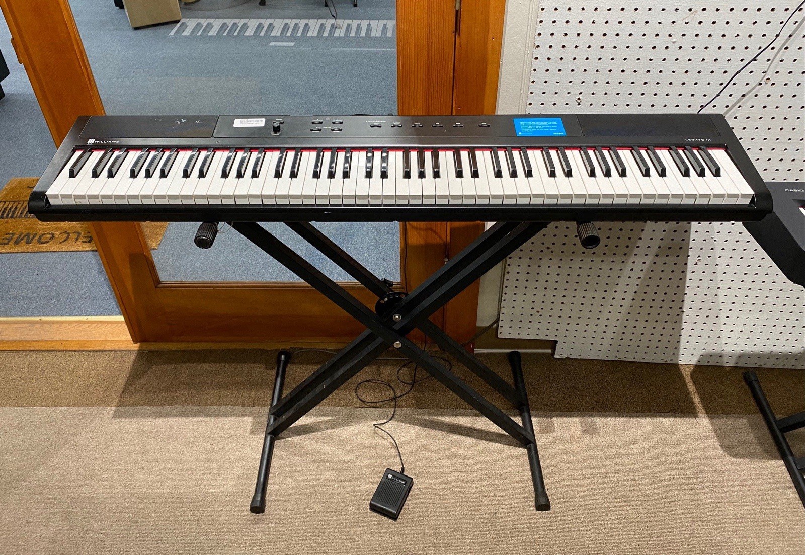 Williams Legato III 88-Key Digital Piano Keyboard - Black