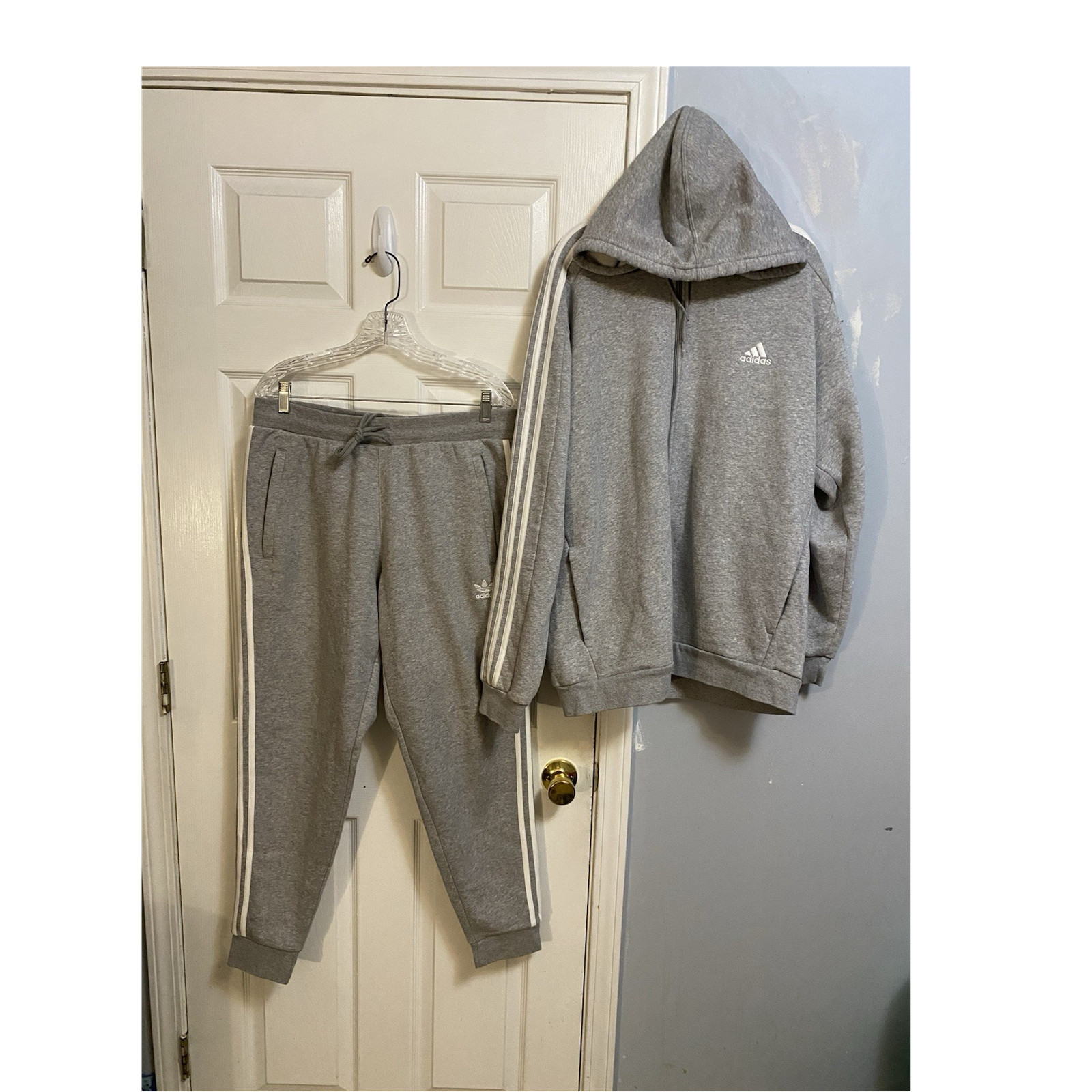 🔥adidas Men's Gray XL Sweatsuit Hoodie & L Tapered Pants Set Hooded Drawstring