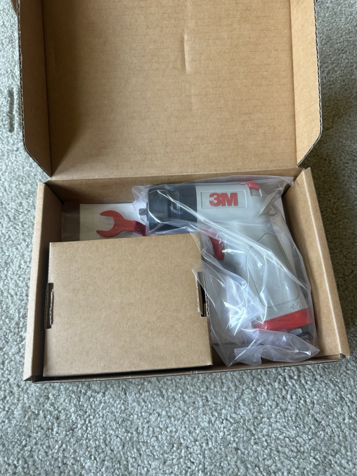 3M Random Orbital Pistol Grip Sander 28353