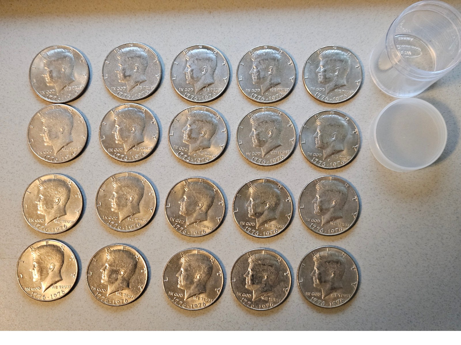 1776-1976 Kennedy Half Dollar Bicentennial Lot of 20 in Tube Roll Ships Free