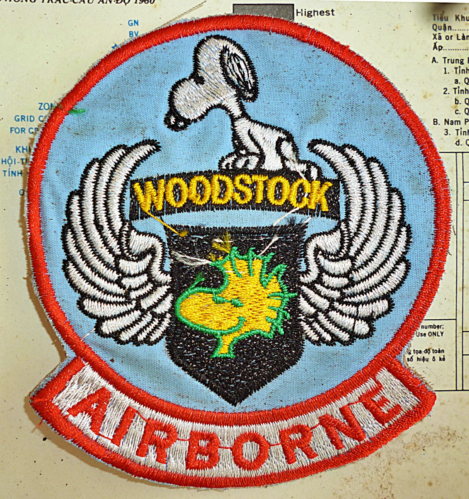 Patch - Snoopy & Woodstock - US Army 101st Airborne Paratroopers - Vietnam War