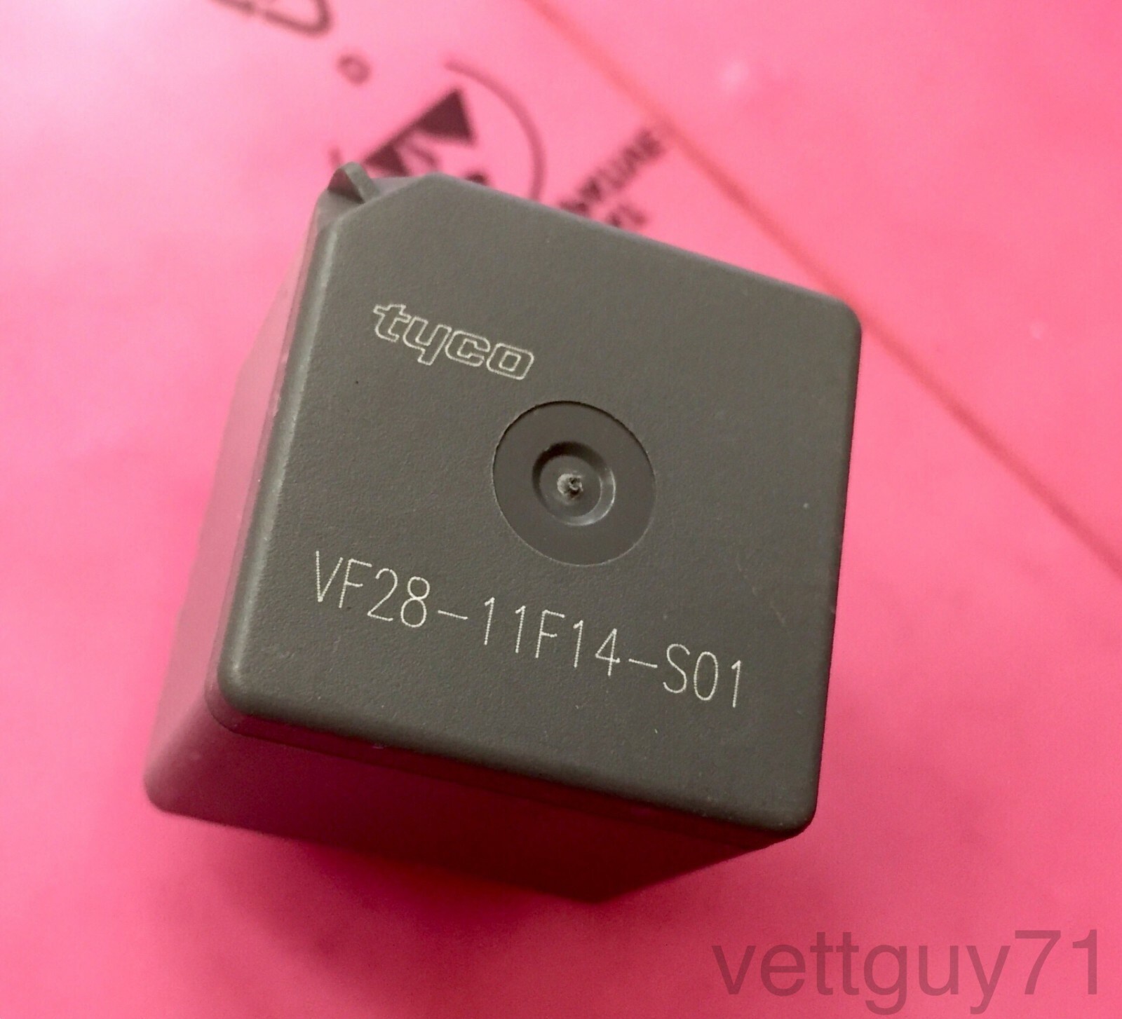 Tyco VF28-11F14-S01 12VDC SPST-NO 30A Relay, GM Automotive Truck Car, VF28
