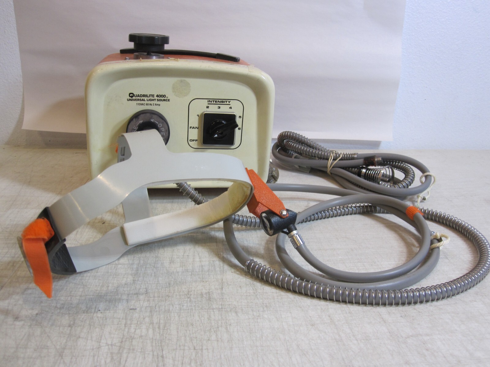 Design For Visions Quadralite 4000 Illuminator Light Source w Headset - Works