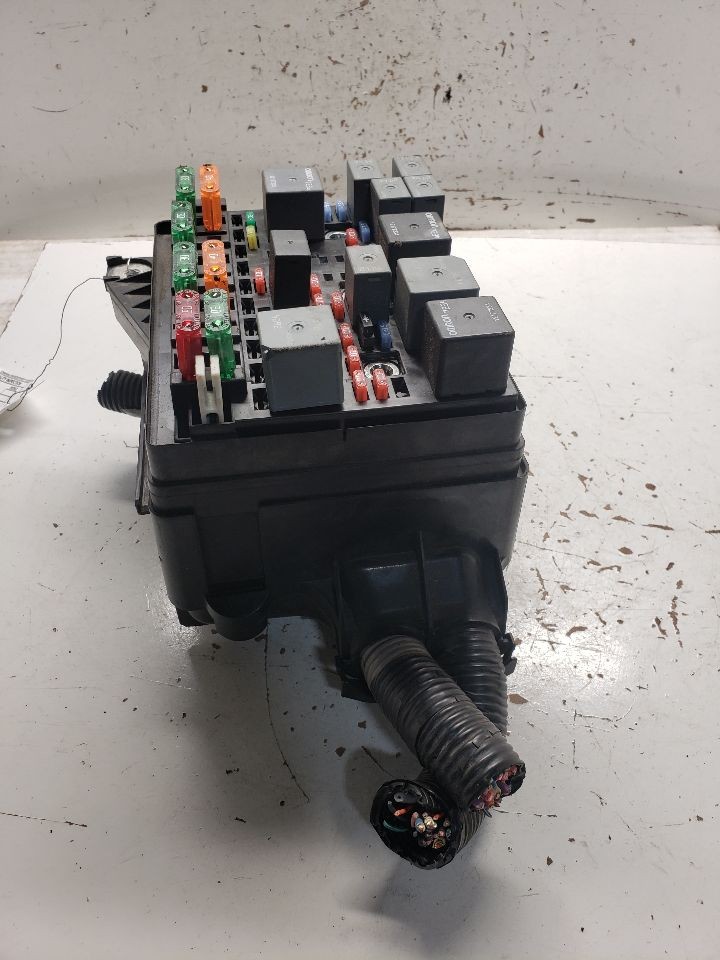 Used Fuse Box Engine fits: 2003 Chevrolet Malibu VIN N 4th digit Classic Grade A