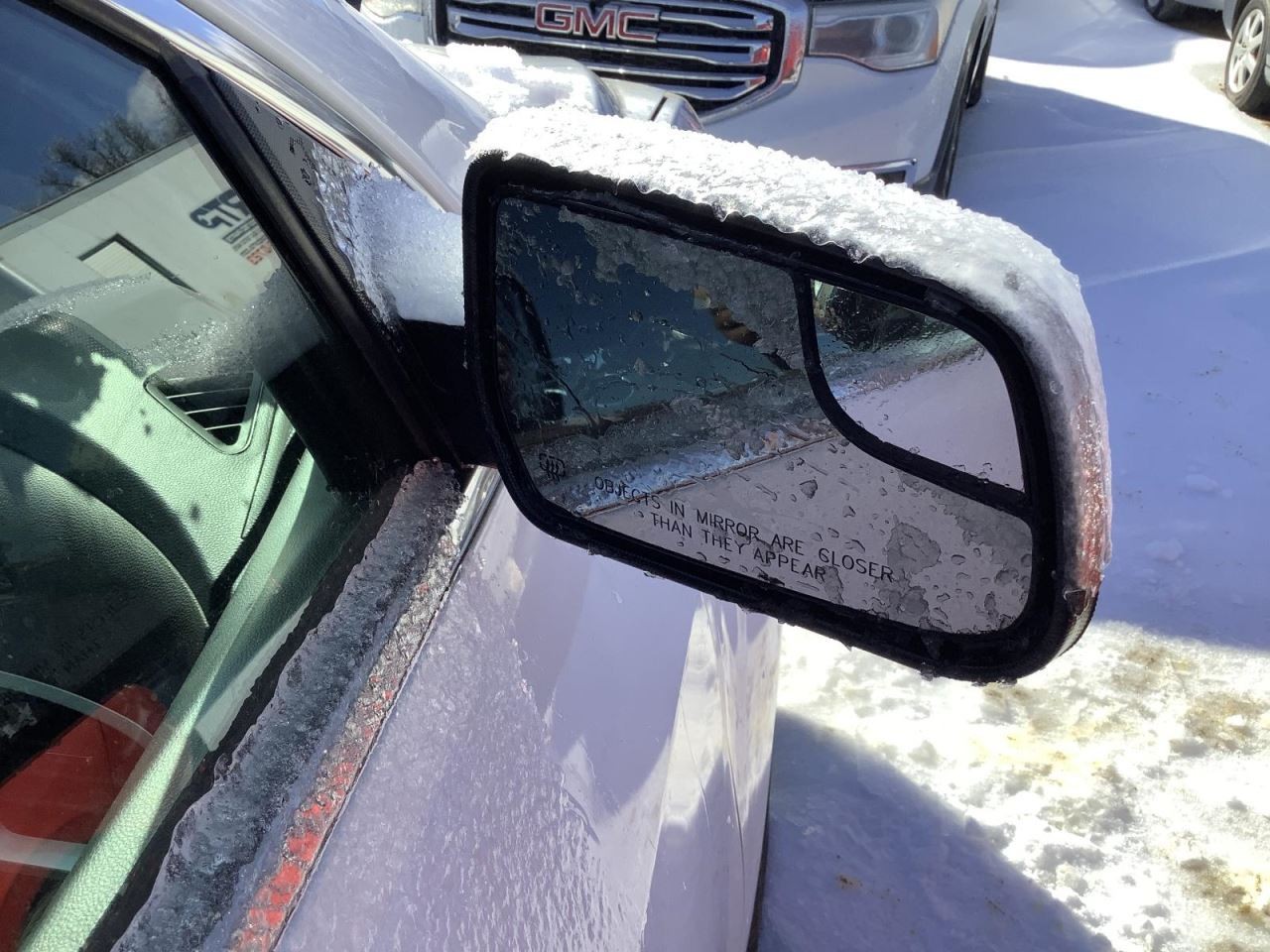 EQUINOX 2014 Glove Box 4938225