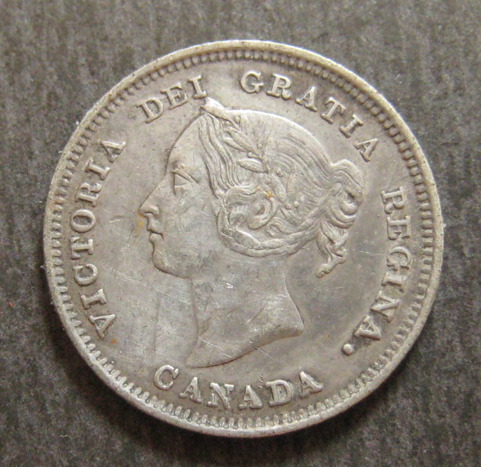 1881 H  Canada 5 Cents  *- Silver -*  (P3835)