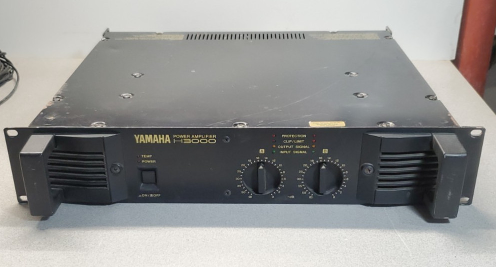 Yamaha H3000 Stereo Power Amplifier  - Tested and working