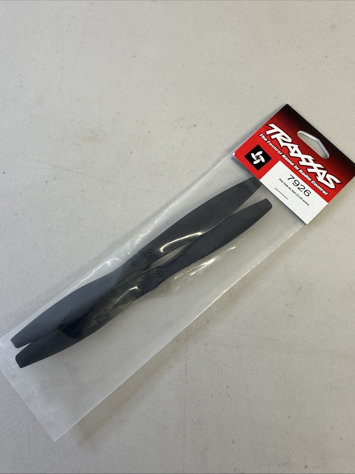 Traxxas Rotor blade set, black (2) (with screws) - ATON 1926