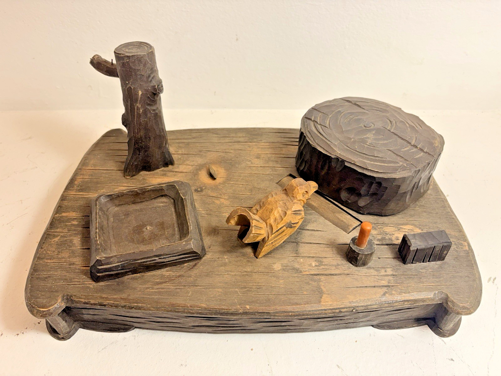 VINTAGE Mechanical Music Box DISPENSING CIGARETTE WOOD Hand Carved Black forest