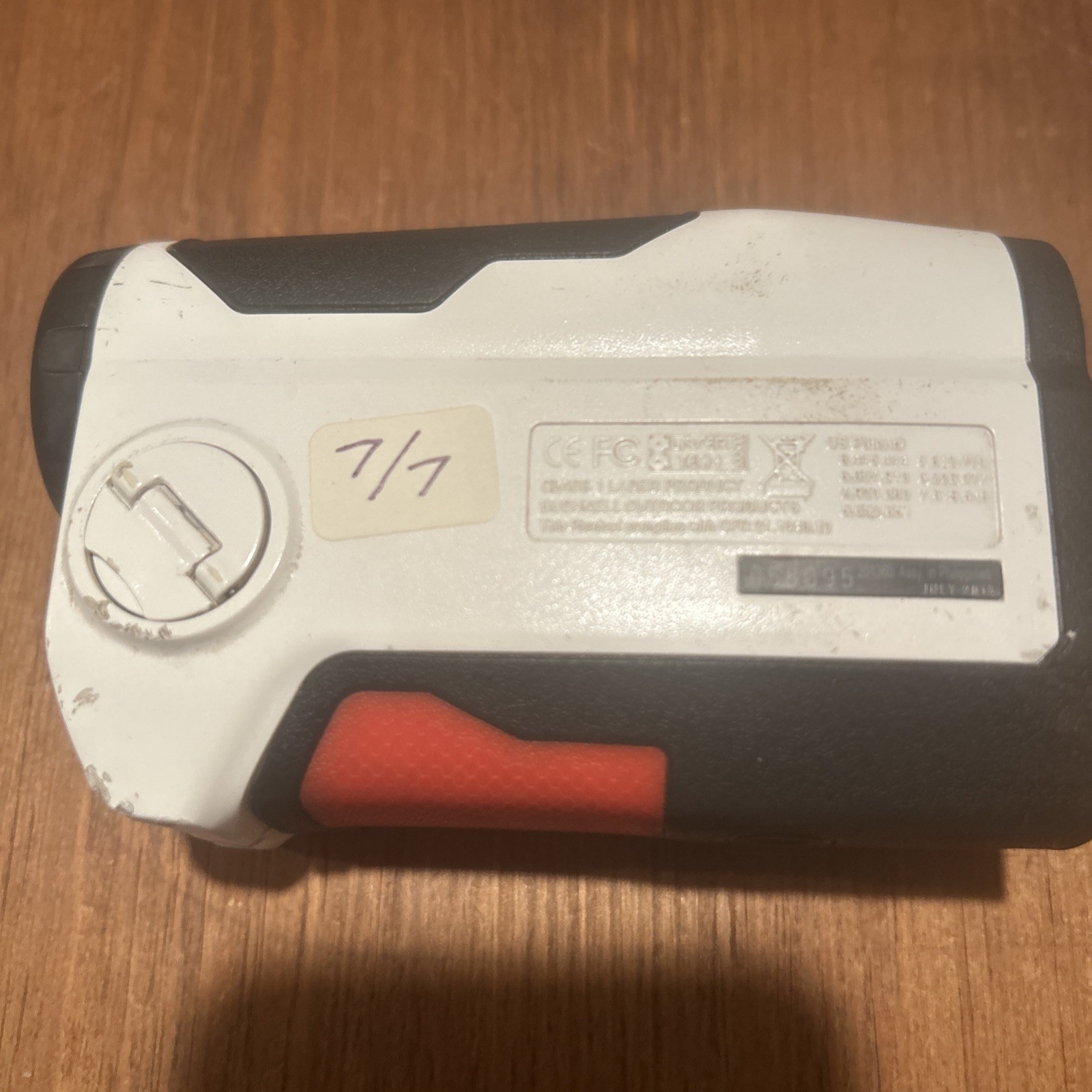 Bushnell Tour V3 Golf Rangefinder 7/7