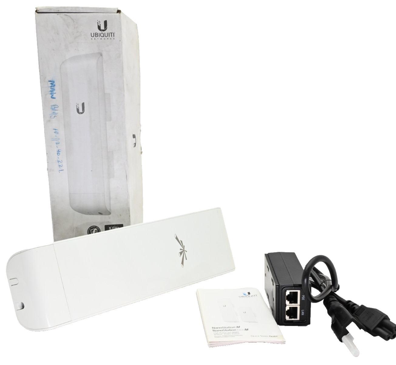 Ubiquiti NanoStationM5 5GHz Indoor/Outdoor airMAX 16dBi CPE (NSM5-US)